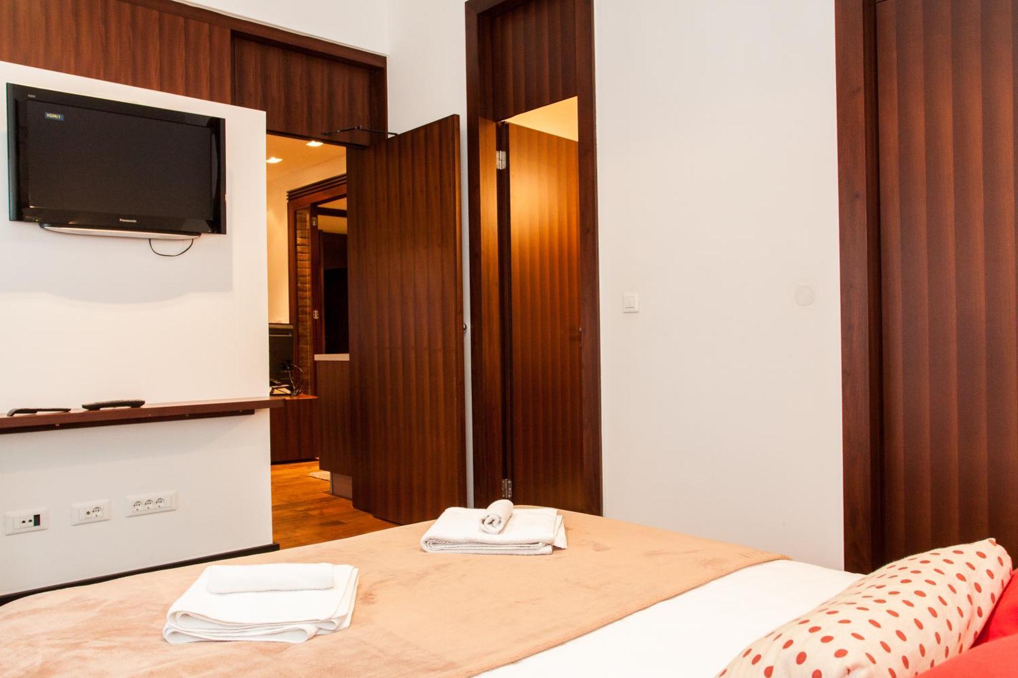 Centroom Apartments ซาเกร็บ ภายนอก รูปภาพ