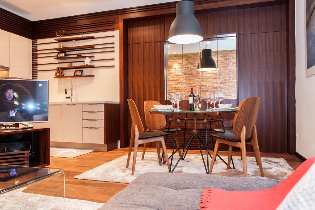 Centroom Apartments ซาเกร็บ ภายนอก รูปภาพ