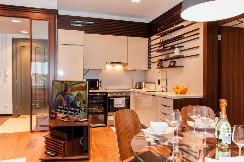 Centroom Apartments ซาเกร็บ ภายนอก รูปภาพ