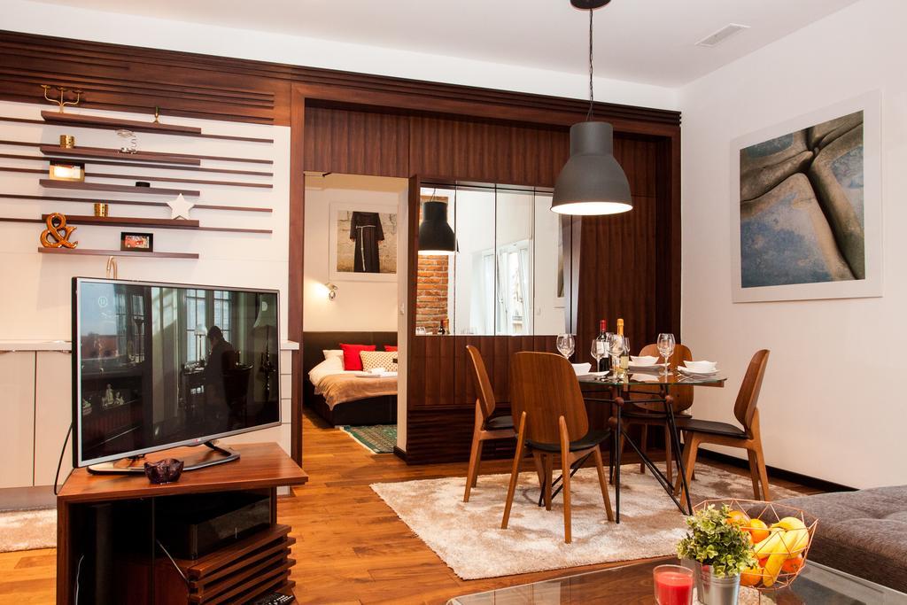 Centroom Apartments ซาเกร็บ ภายนอก รูปภาพ